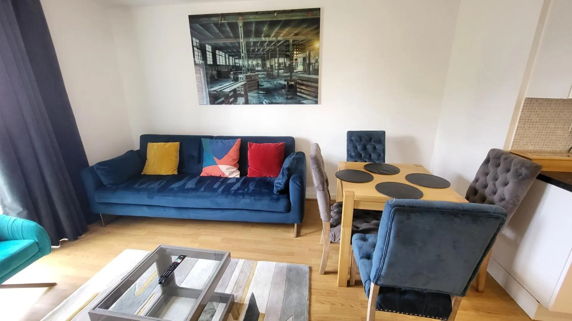 Garland Central City Apartment London 2 0*,  United Kingdom