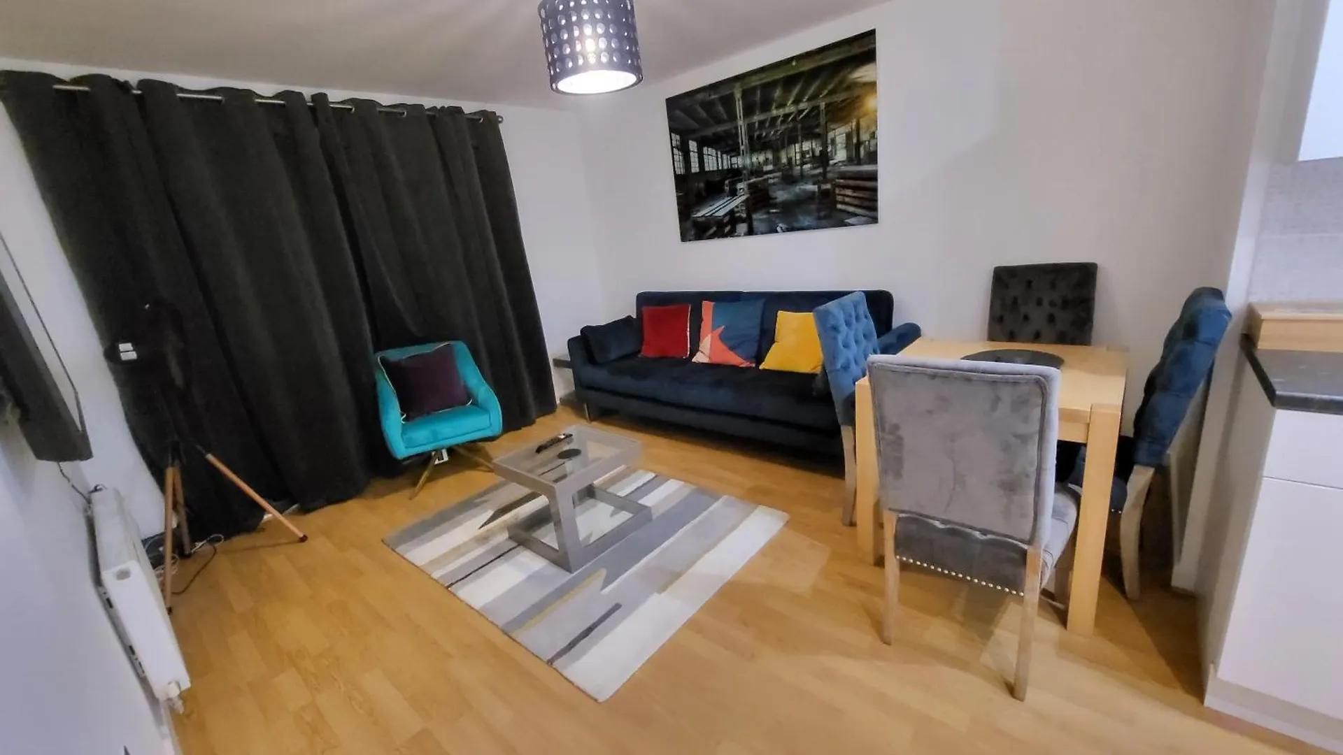 Garland Central City Apartment London 2 0*,