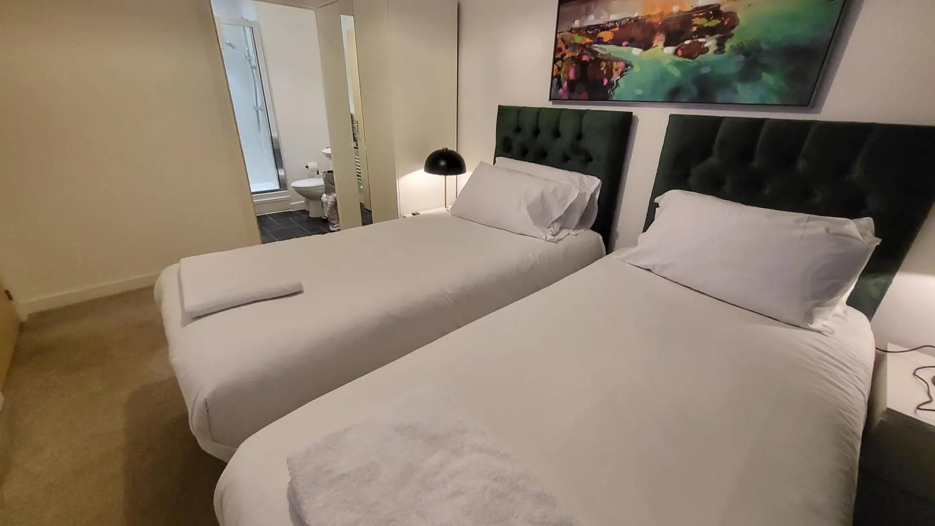 Garland Central City Apartment London 2